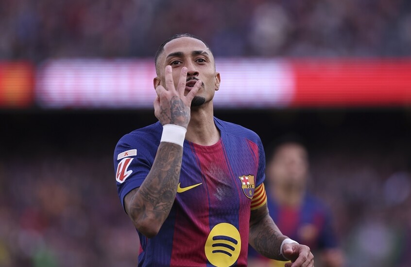 برشلونة يحدد سعر نجمه رافينيا