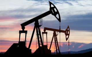 الصورة: أسعار النفط تسجل ارتفاعاً ملحوظاً عند التسوية