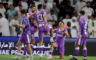 الصورة: كيف فاز العين ولماذا خسر شباب الأهلي؟ السر في التبديلات والتصديات الخالدة (فيديو)