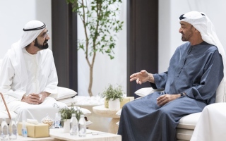 رئيس الدولة ومحمد بن راشد: الإمارات نجحت في مواجهة الأزمة بترابط شعبها وكفاءة مؤسساتها