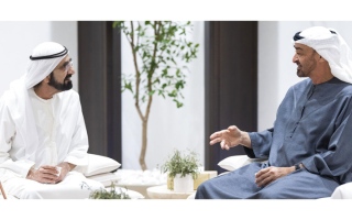 رئيس الدولة ومحمد بن راشد: الإمارات نجحت في مواجهة الأزمة بترابط شعبها وكفاءة مؤسساتها