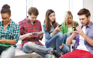 الصورة: أسبوعان فقط بعيداً عن السوشيال ميديا .. نتائج مذهلة للصحة العقلية والنفسية