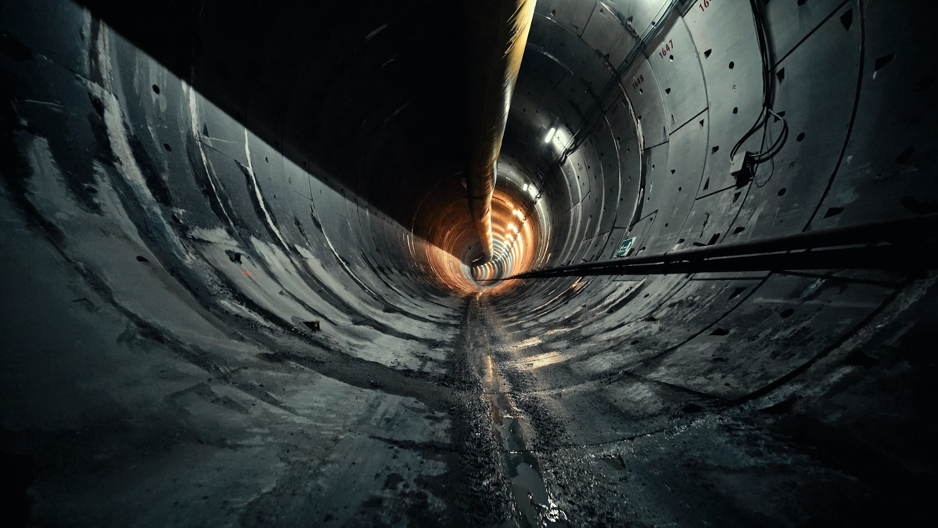 بلدية دبي تُنجِز المرحلة الأولى من تطوير شبكة الصرف الصحي ومياه الأمطار بمنطقة القوز الإبداعية بكلفة 250 مليون درهم بلدية دبي تُنجِز المرحلة الأولى من تطوير شبكة الصرف الصحي ومياه الأمطار بمنطقة القوز الإبداعية بكلفة 250 مليون درهم