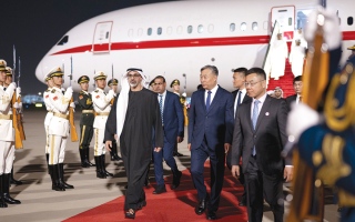 ولي عهد أبوظبي يصل إلى الصين في زيارة رسمية