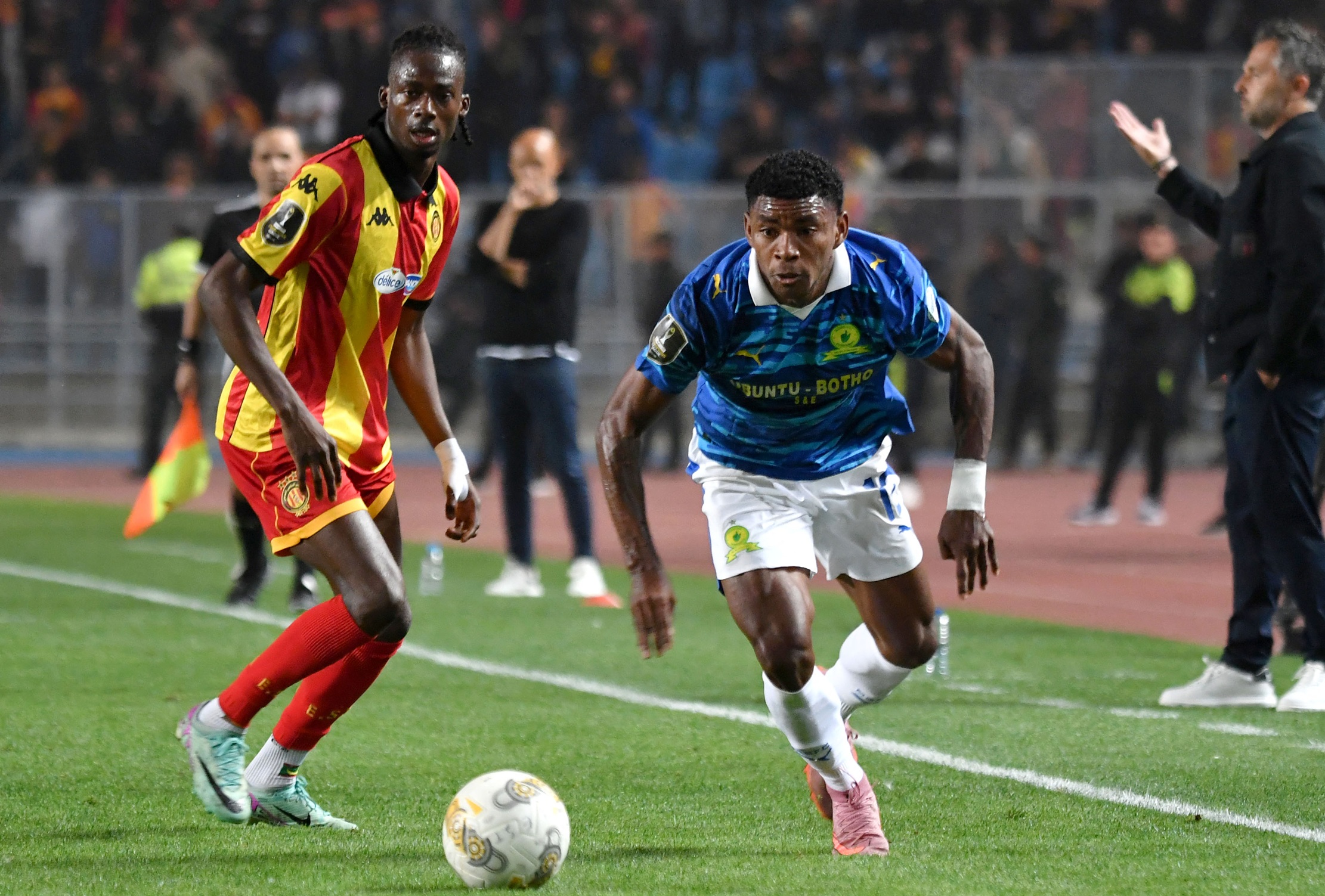 صنداونز يصدم الترجي في رادس