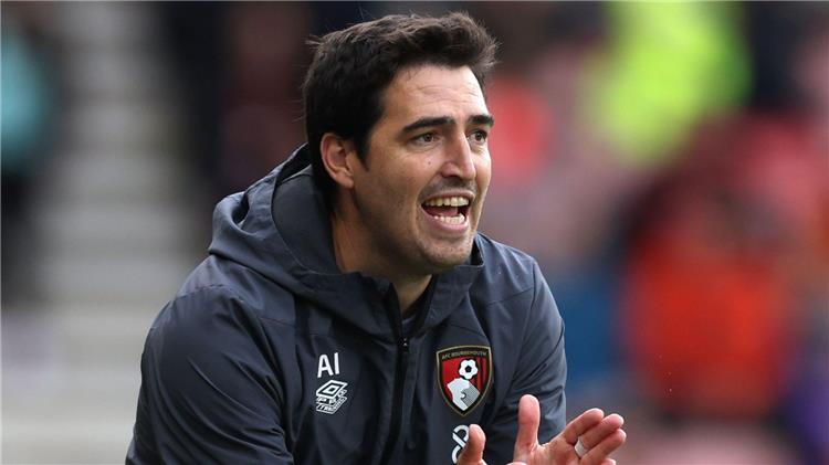 المدرب إيراولا سيغادر بورنموث بنهاية الموسم