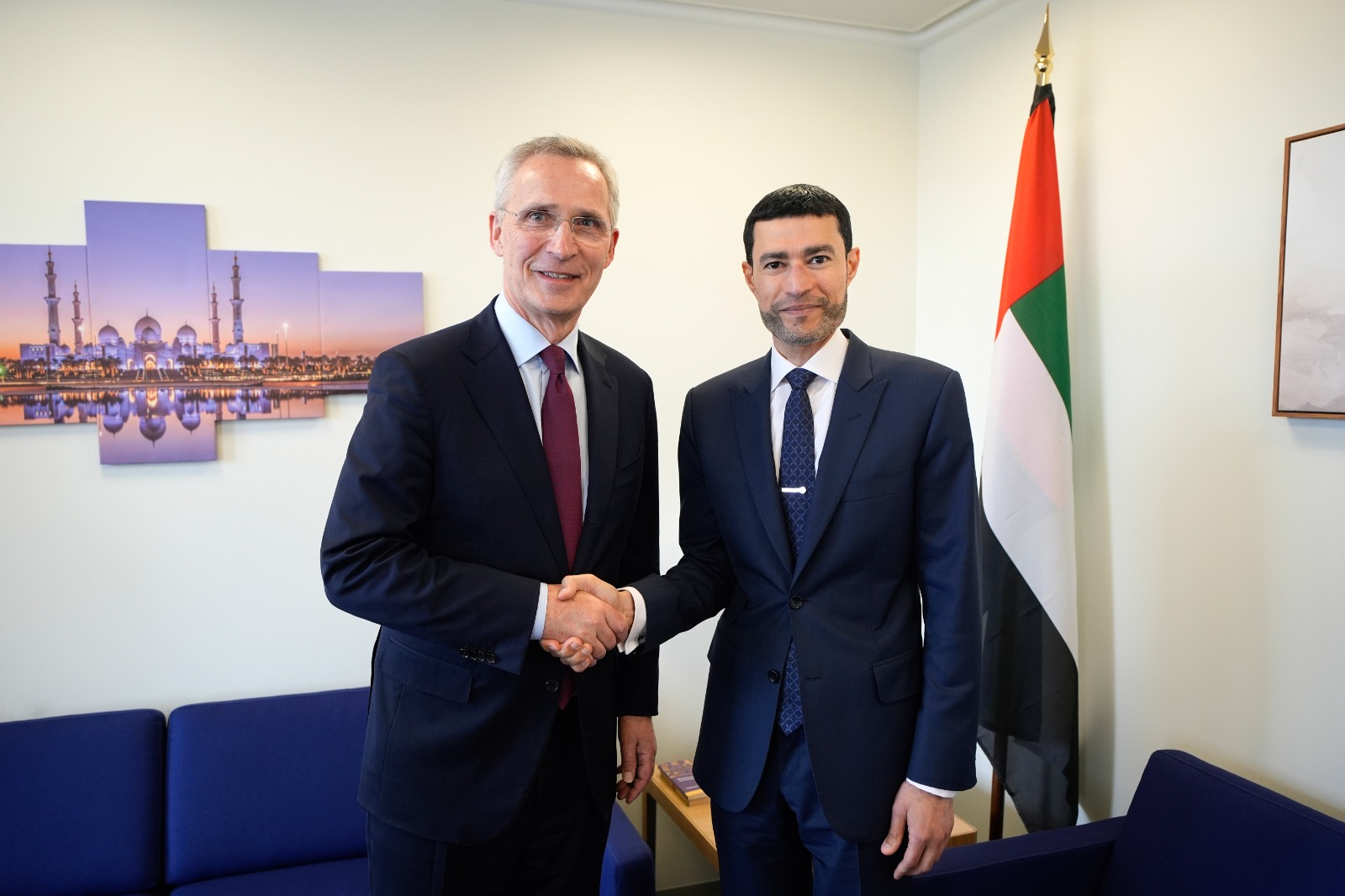 خلال اجتماع الحسيني مع وزير مالية النرويج.
من المصدر