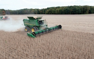 الصورة: المزارعون الأميركيون يدفعون ثمن سياسات ترامب الاقتصادية