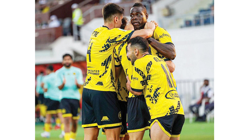 بالوتيلي يسجل ويُبعد «الاتفاق» عن مراكز الهبوط