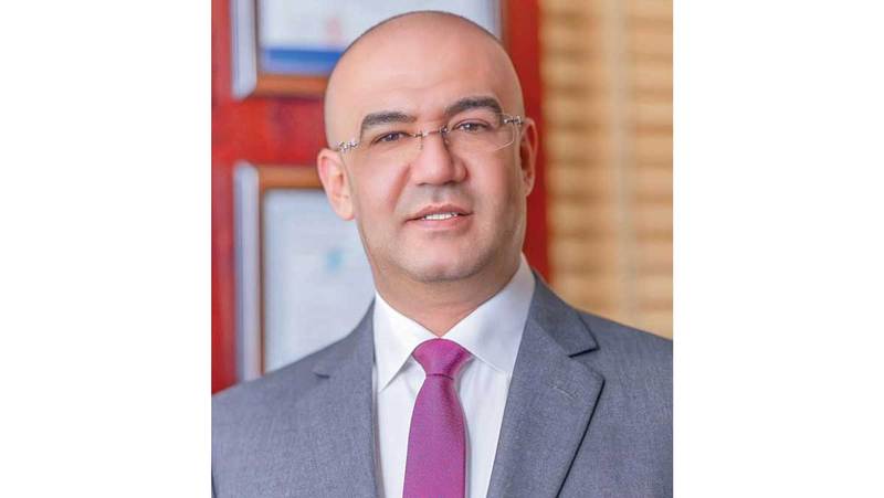 محمد نجيب: للواهب حق مشروط بالمطالبة بقيمة الهبة في حال هلاكها أو تصرّف الموهوب له بها.