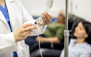 الصورة: طفرة في الطب الحديث.. دواء مبتكر يحمي القلب ويعزز فاعلية علاج السرطان