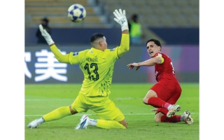 الصورة: &laquo;نهائي آسيا&raquo; يغازل شباب الأهلي للمرة الثانية