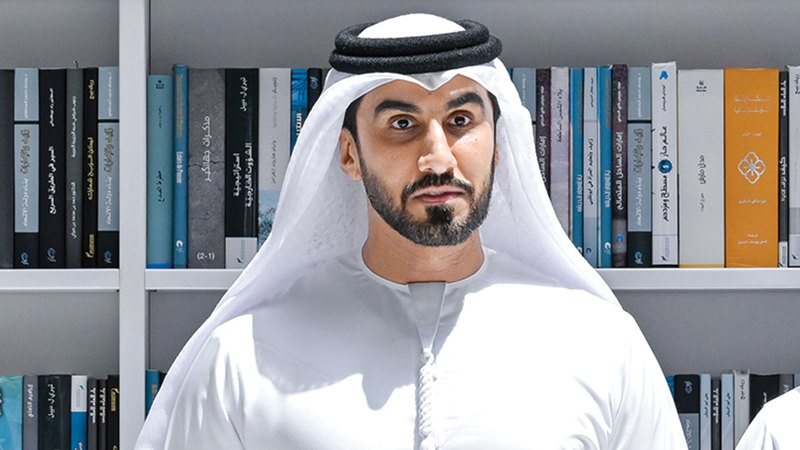 مبارك الناخي: إحياء الإصدارات الوطنية القديمة يسهم في تعميق الوعي بتاريخنا المعرفي، وإعادة تقديمه للأجيال القادمة.