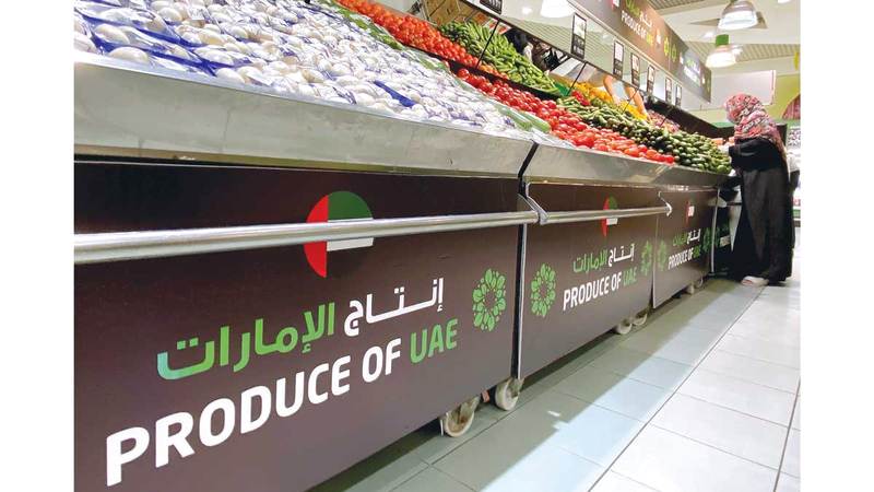 وزارة الاقتصاد والسياحة أسهمت أخيراً في دخول منتجات 80 مزرعة محلية إلى منافذ البيع. أرشيفية