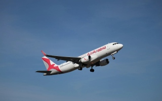 الصورة: العربية للطيران تطلق 3 رحلات مباشرة أسبوعياً من أبوظبي إلى مطار مدينة عمّان