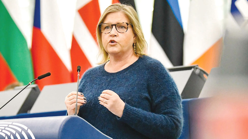 كارين كارلسبرو: على الدول الأوروبية ذات القوة المالية الأكبر أن تكون أكثر عطاءً.