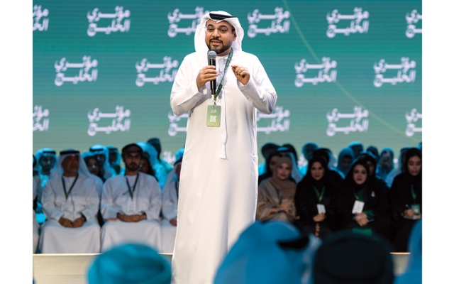 الصورة: العطر: بعضهم راهن على تراجع النموذج الخليجي.. والواقع أثبت صموده أمام الأزمات