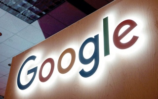 الصورة: &laquo;غوغل&raquo; تُبرم اتفاقية مع &laquo;البنتاغون&raquo; بشأن الذكاء الاصطناعي