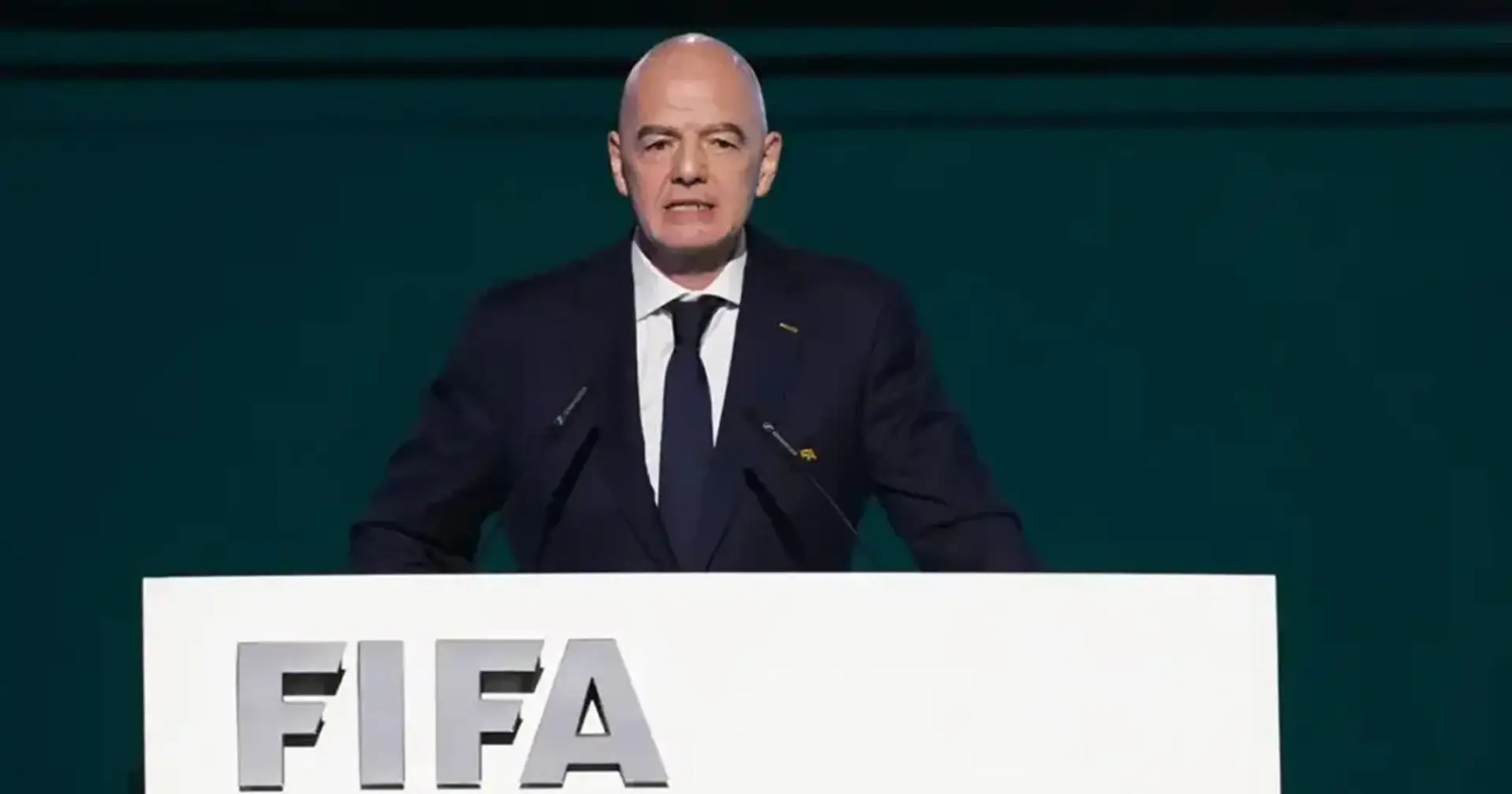 إنفانتينو: إيران ستشارك بكأس العالم في أميركا