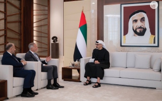 الصورة: خالد بن محمد بن زايد يلتقي الرئيس التنفيذي لمجموعة "إتش إس بي سي"
