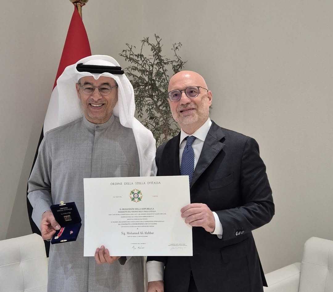 الرئيس الإيطالي يمنح العبار وسام نجمة إيطاليا برتبة فارس
