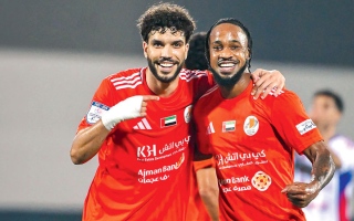 الصورة: محمد حسين: عجمان اتفق مبدئياً على تجديد عقد أزارو.. والحكم الملا &laquo;عصبي&raquo;