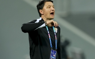 الصورة: مدرب العين بعد الفوز بالدوري: "الزعيم" أفضل فريق في الإمارات