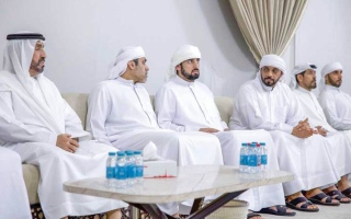 أحمد بن محمد يقدم واجب العزاء في وفاة عوشة سالم الكعبي
