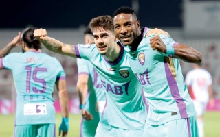 الصورة: من &laquo;الدوري الذهبي&raquo; إلى صراع الهبوط... معارك &laquo;المحترفين&raquo; مفتوحة حتى النهاية