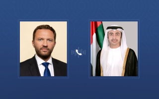 عبدالله بن زايد ووزير خارجية إستونيا يبحثان هاتفيا العلاقات الثنائية وتطورات الأوضاع في المنطقة