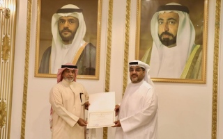 تكريماً لموقفه البطولي.. بلدية الحمرية تكرم البحريني يوسف عبدالرحمن البصري تكريماً لموقفه البطولي.. بلدية الحمرية تكرم البحريني يوسف عبدالرحمن البصري