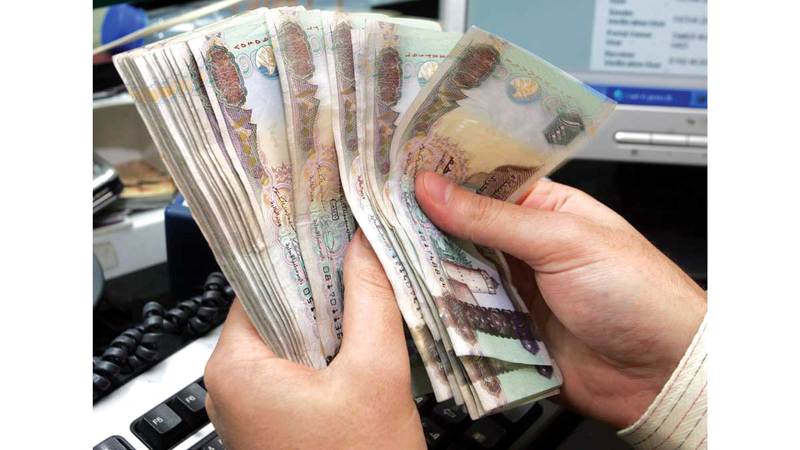 كل بنك يقيّم قدرة المتعامل على السداد بناءً على معايير إضافية. تصوير: سالم خميس