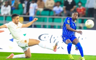 الصورة: "سيد البلد.. رجع البلد".. الهلال السوداني بطل الدوري في 3 دول!