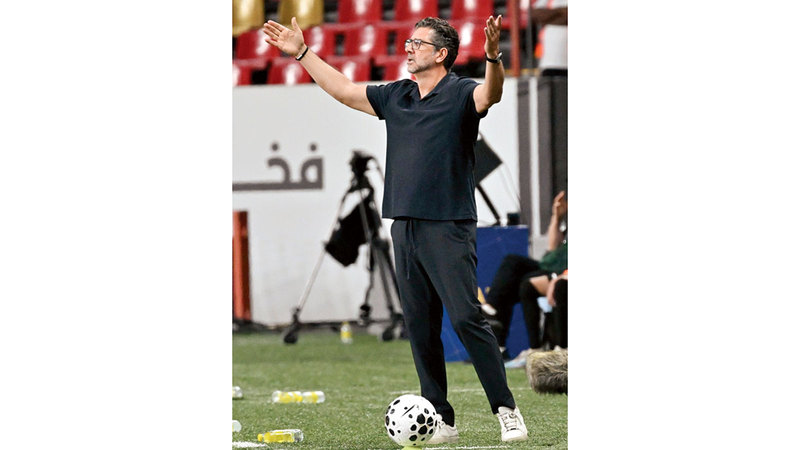 مدرب الوصل روي فيتوريا. من المصدر