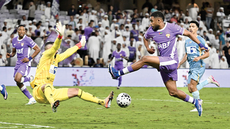 ليلة مثيرة بانتظار «الزعيم».. بين التتويج التاريخي وصخب «ذروة» صراع الهبوط