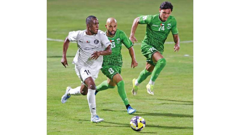 جانب من مباراة يونايتد والعروبة في دوري الدرجة الأولى. تصوير: زافير ويلسون