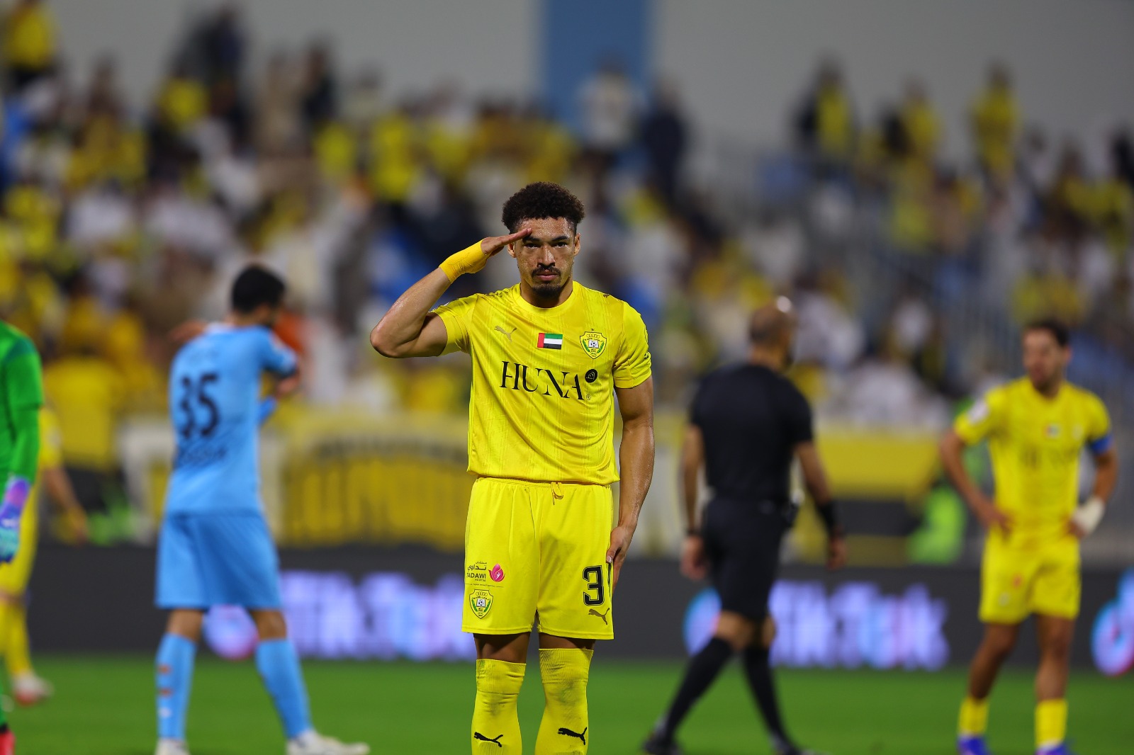 أدريسلون وميغيل مرشحان للرحيل عن الوصل