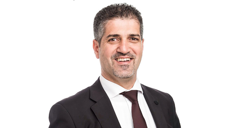 أمجد نصر: البنوك وشركات الطيران لا تطلب من المتعاملين مشاركة بيانات البطاقات المصرفية أو كلمات المرور أو رموز التحقق.