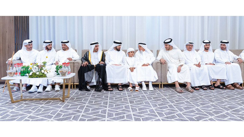 أحمد بن محمد خلال حضوره حفل الاستقبال. من المصدر
