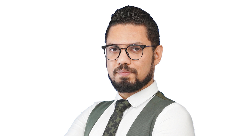 محمد الفقي: أجهزة فك التشفير نافذة تتيح لبرمجيات القرصنة الضارة اختراق كل الأجهزة المنزلية، والهواتف الذكية والكمبيوتر.