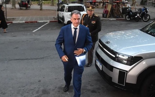 الصورة: رئيس الأوروغواي يعتذر عن استفادته من حسم على سعر سيارة اشتراها