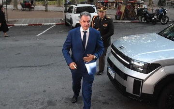 الصورة: رئيس الأوروغواي يعتذر عن استفادته من حسم على سعر سيارة اشتراها