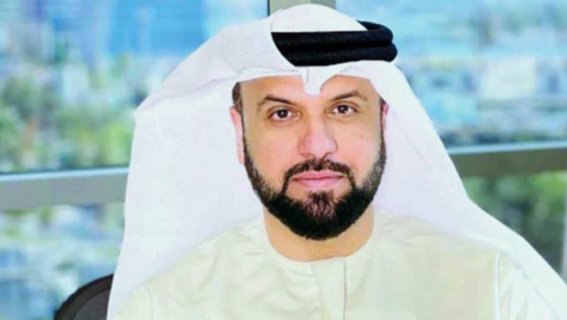 الدكتور يوسف الشريف: &laquo;تريند الأبواب المفتوحة&raquo; أثناء القيادة بغرض التصوير والنشر الرقمي، مخالفة مرورية وجريمة تستوجب العقوبة والغرامة والمساءلة القضائية.