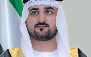 مكتوم بن محمد يطّلع على تقرير وزارة المالية السنوي لعام 2025