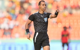 الصورة: "الفيفا" يحدد حكم أول مباراة للأردن في كأس العالم