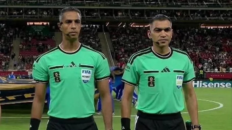 المصريان أمين عمر وأبو الرجال ضمن طاقم حكام مباراة العراق والنرويج