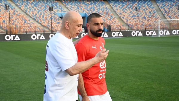 حسام حسن: كرة القدم ليست مجرد لعبة في مصر.. ودور صلاح مؤثر مع المنتخب