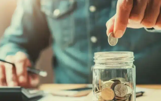 الصورة: طريقة  بسيطة لتوفير 30% من راتبك دون تغيير نمط حياتك
