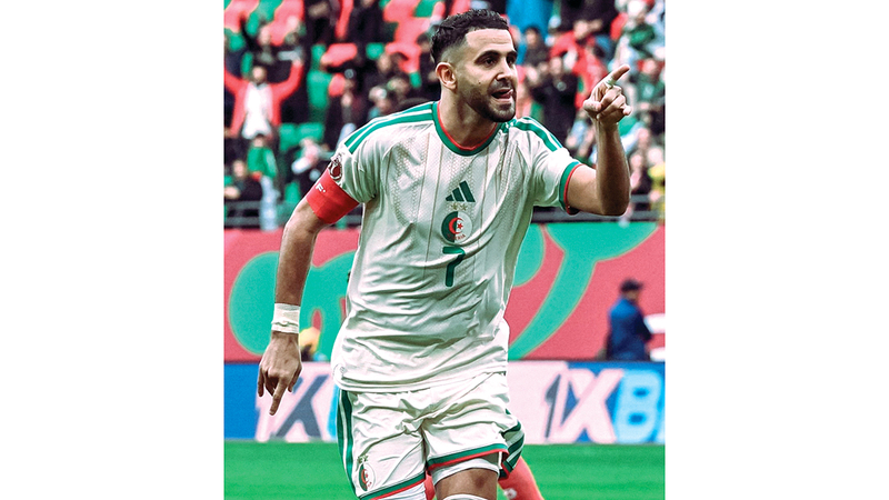 قائد منتخب الجزائر رياض محرز. أ.ف.ب