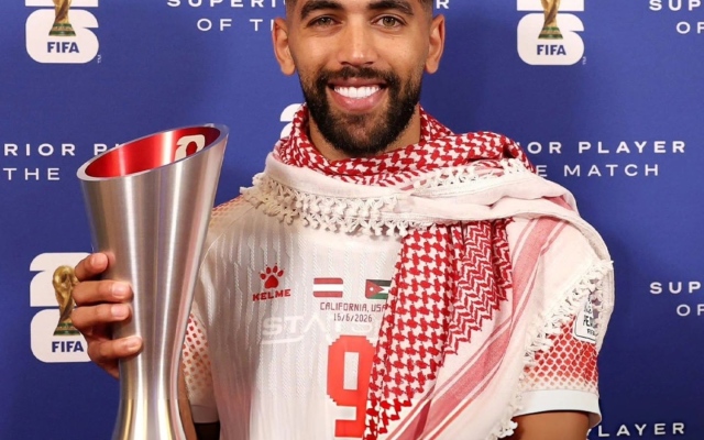 الصورة: إنجاز تاريخي مزدوج للأردني علوان في مباراة النمسا